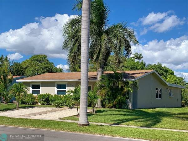 Dania Beach, FL 33004,513 NE 2nd St