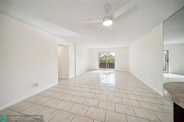 Coral Springs, FL 33065,3475 Broken Woods Dr  #102