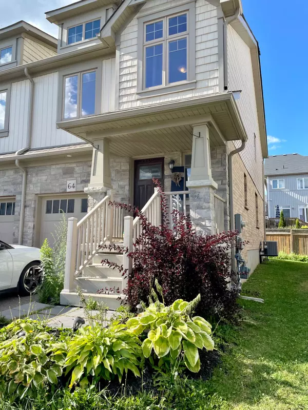 Dufferin, ON L9W 4K3,124 Parkinson CRES #64