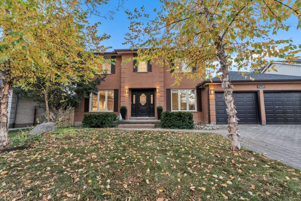 London, ON N5X 2Z4,1669 Phillbrook CRES