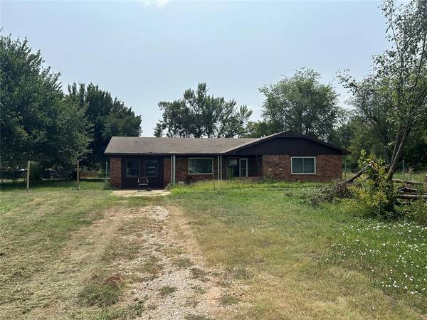 204 Jackson Street, Perry, OK 73077