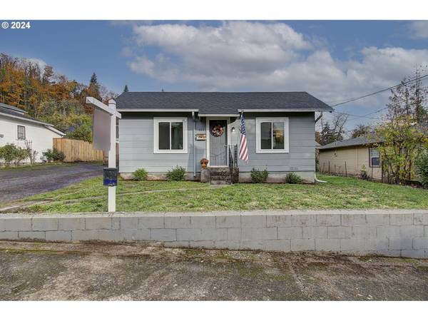 443 NW 16TH AVE, Camas, WA 98607