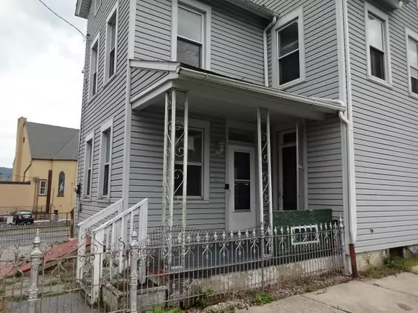 222 East Church Street, Slatington Borough, PA 18080