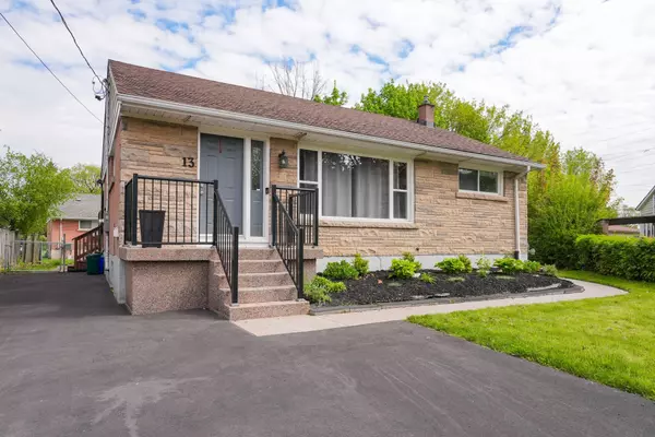 Hamilton, ON L8S 2P8,13 Beaucourt PL #Upper