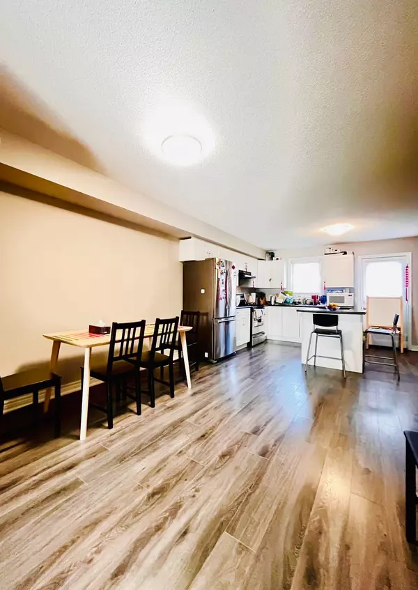 Niagara, ON L2H 0M6,6118 Kelsey CRES #37