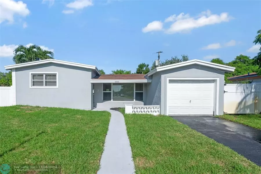 3303 NW 37TH AV, Lauderdale Lakes, FL 33309