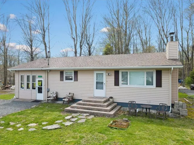 7537 LAKE SHORE Drive, Tobyhanna Twp, PA 18347