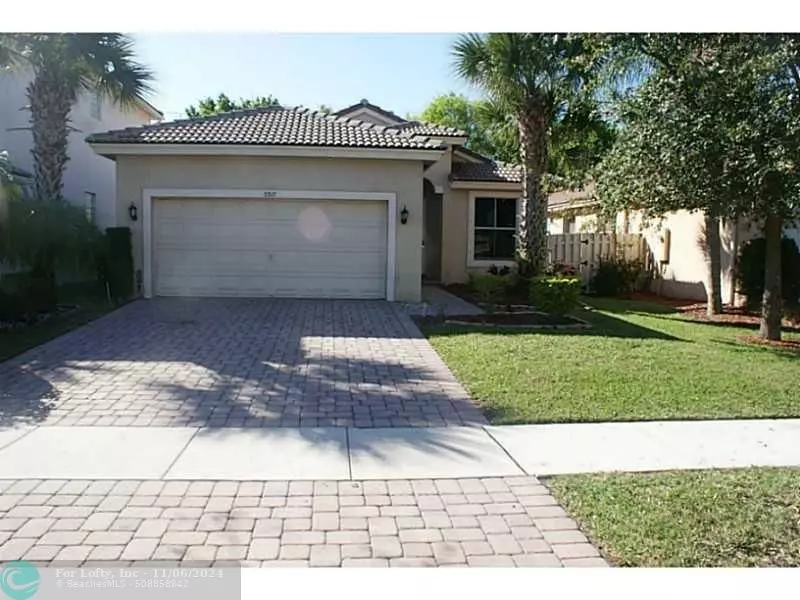 Lake Worth, FL 33463,5317 SANCERRE CIR