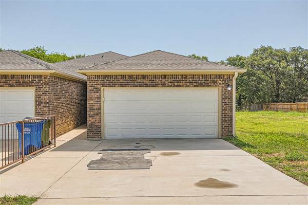 3218 Deep Well Road, Balch Springs, TX 75180