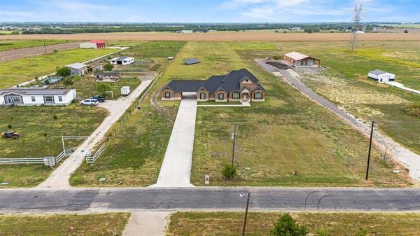 2580 Palmyra Road, Ferris, TX 75125