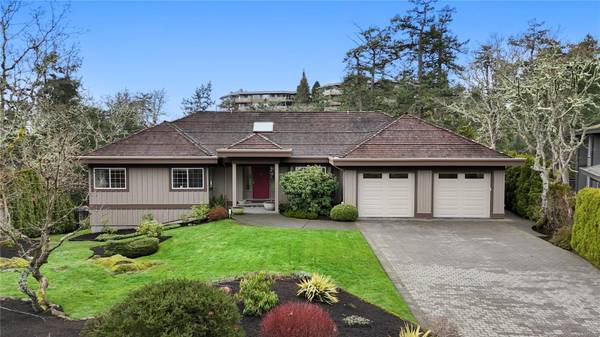 4373 Wildflower Lane, Saanich, BC V8X 5H1