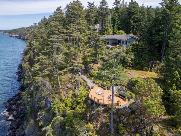 2640 Kevan Dr, Gabriola Island, BC V0R 1X7