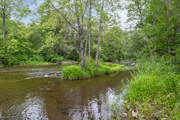 Stone Mills, ON K0K 3G0,40 Concession ST S