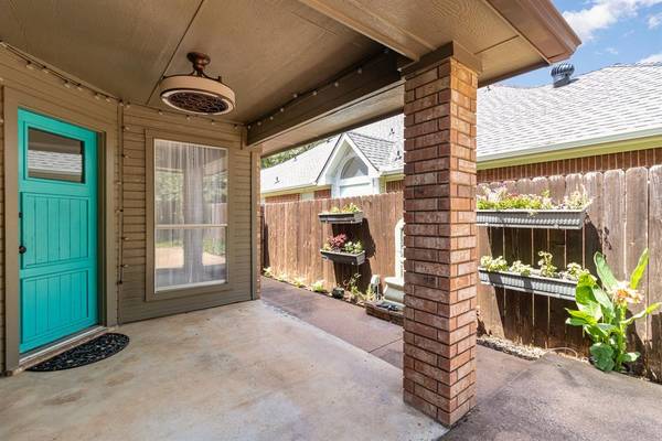 North Richland Hills, TX 76182,8209 Fin Wood Court