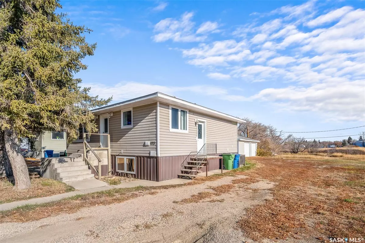 Moose Jaw, SK S6H 1H8,873 4th AVENUE NE