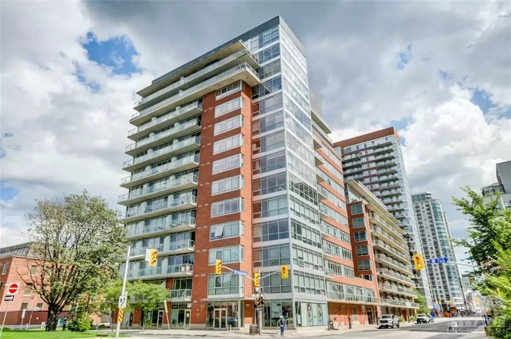 Lower Town - Sandy Hill, ON K1N 1J6,180 YORK ST #401