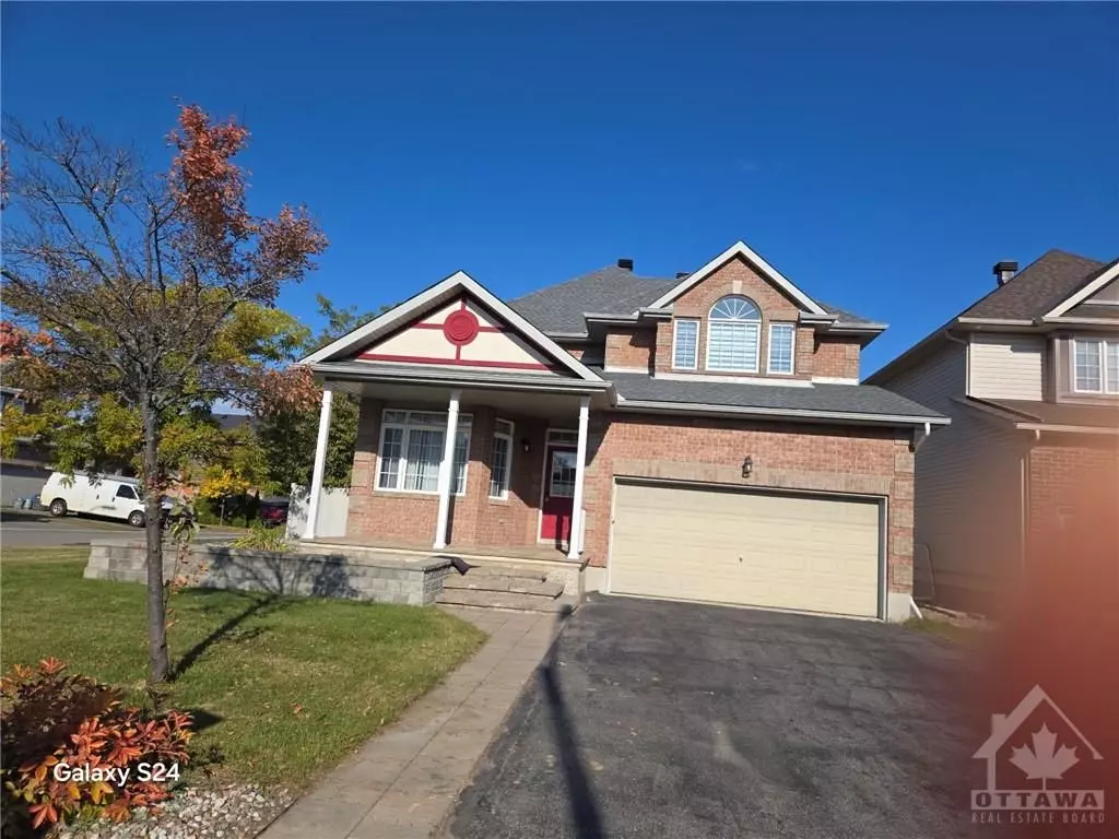 Hunt Club - Windsor Park Village And Area, ON K1V 0N6,121 MOSSWOOD CT