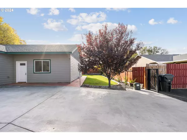 Hermiston, OR 97838,931 SW 14th PL