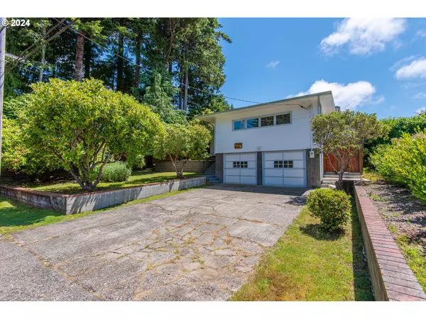 1115 JUNIPER AVE,  Coos Bay,  OR 97420