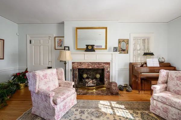 4407 Boonsboro RD, Lynchburg, VA 24503