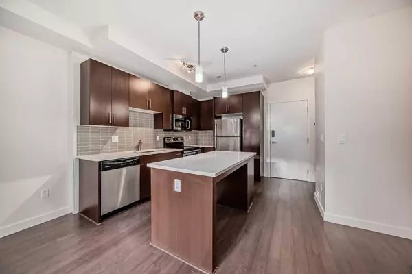 15233 1 ST SE #112, Calgary, AB T2X0X7