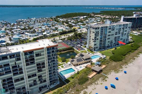 Jensen Beach, FL 34957,10600 S Ocean Dr  #205