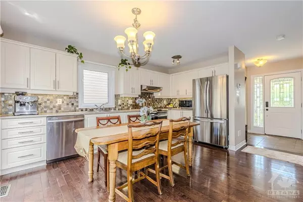 Barrhaven, ON K2J 0R9,3483 RIVER RUN AVE