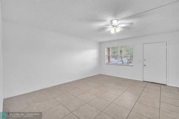 Pembroke Pines, FL 33027,13475 SW 9th St  #105