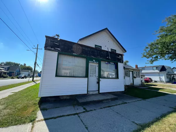 Belleville, ON K8N 3E3,76 John ST S