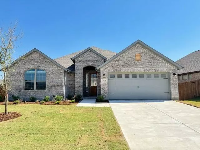 1746 Chestnut Oak Court, Waxahachie, TX 75165