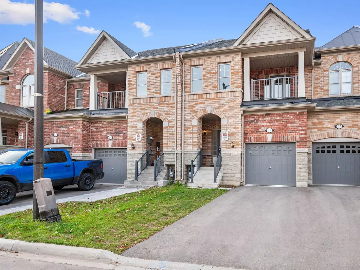 Brampton, ON L7A 0B7,49 Finegan CIR