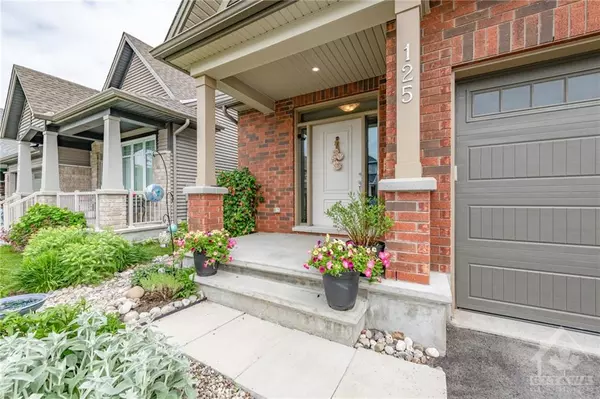 Stittsville, ON K2S 0W5,125 SHACKLEFORD WAY