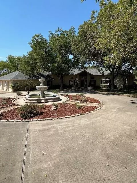 104 Hidden Lake Ranch Road, Aledo, TX 76008