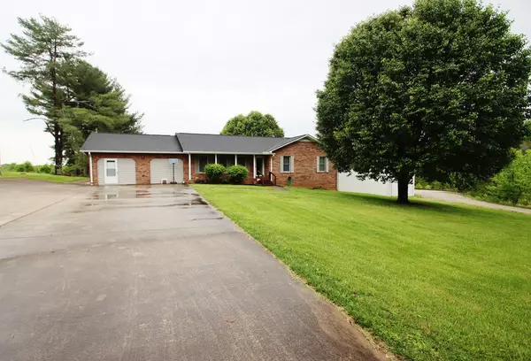 4437 Roberts Matthews Highway, Sparta, TN 38583