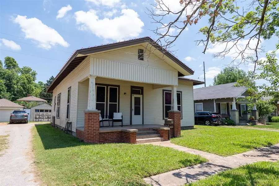 610 N Pine Street, Pauls Valley, OK 73075