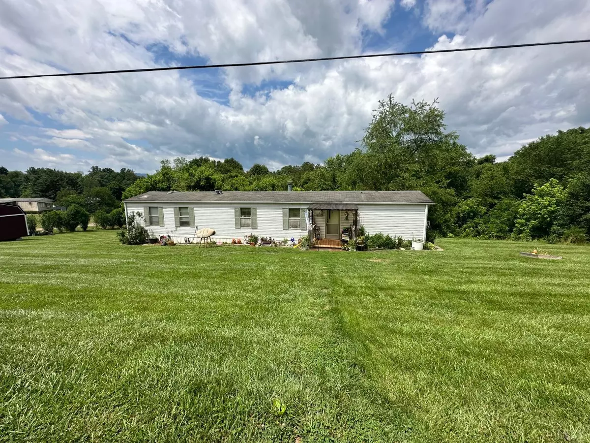 Goodview, VA 24095,301 Byrnes ST