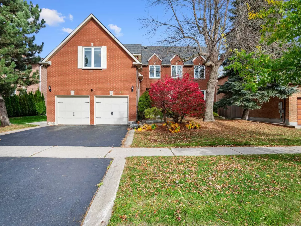 Richmond Hill, ON L4C 8Y9,40 Harmony Hill CRES