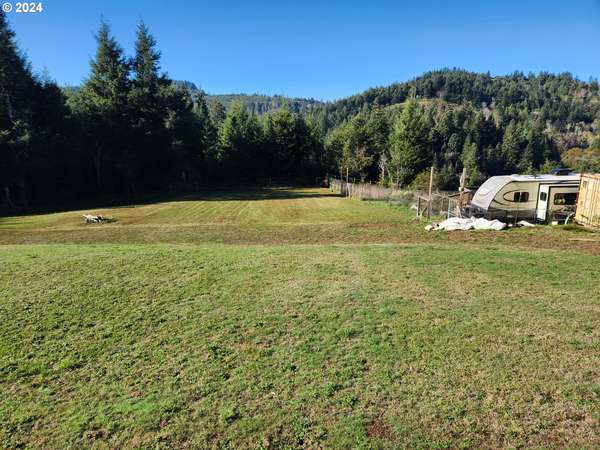 00 Cedar Valley RD #400, Gold Beach, OR 97444