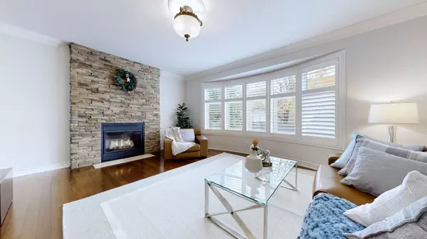 Richmond Hill, ON L4E 4N1,33 Raffia AVE