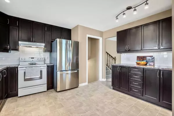 Calgary, AB T3K 1X1,132 Beaconsfield WAY NW