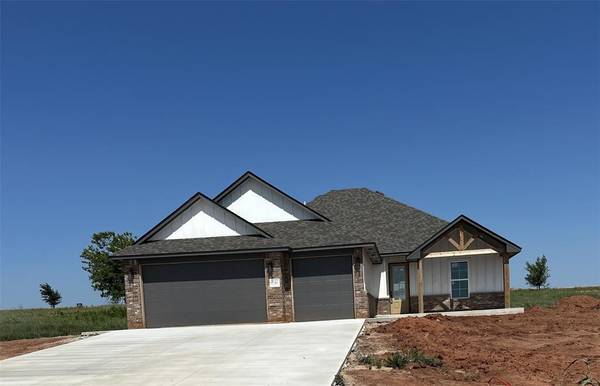 2181 Hux Drive, Blanchard, OK 73010