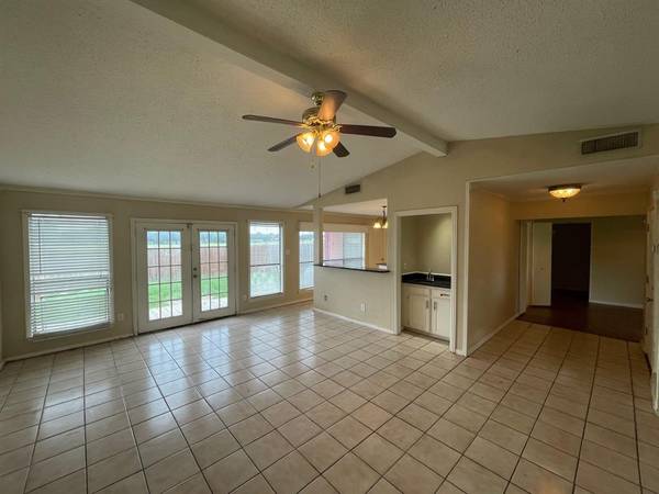 Mesquite, TX 75150,814 Via Sonoma