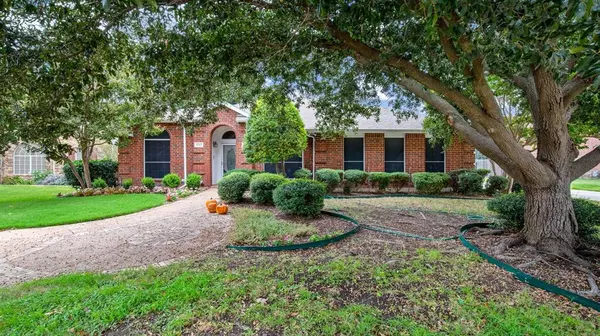 Crowley, TX 76036,1045 Blueberry Court