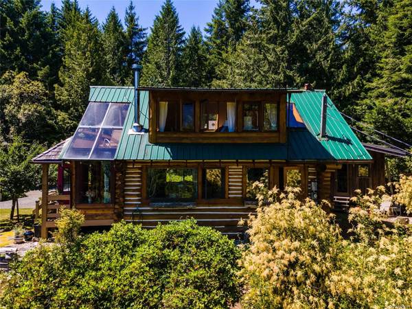 111 Blue Stone Dr, Salt Spring, BC V8K 1A6