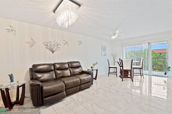 Pembroke Pines, FL 33027,1351 SW 125th Ave  #412S