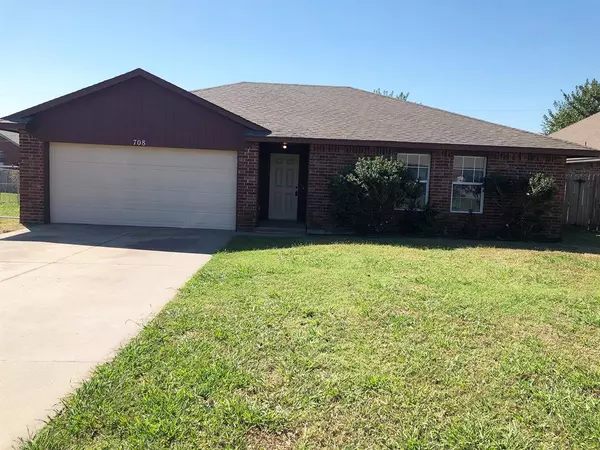 Moore, OK 73160,708 NW 21st Street