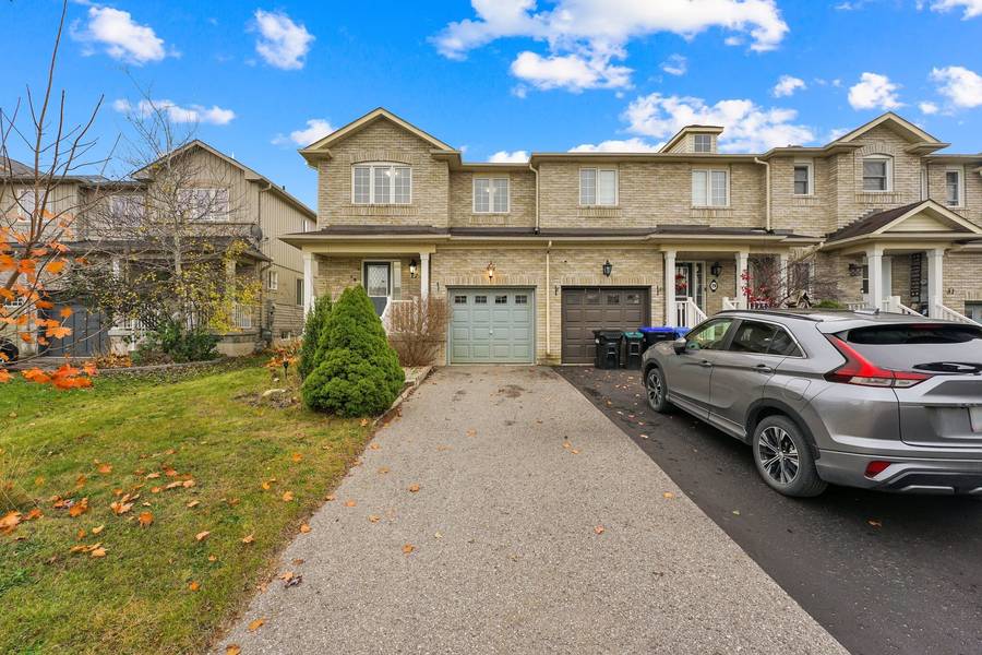 27 Admiral CRES, Essa, ON L3W 0E5