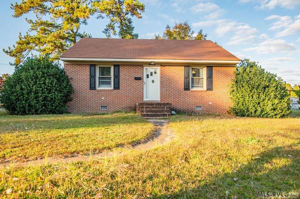 1510 Dogwood Street, Roanoke Rapids, NC 27870