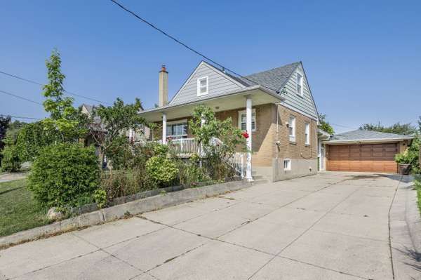 88 Anthony RD, Toronto W05, ON M3K 1B4