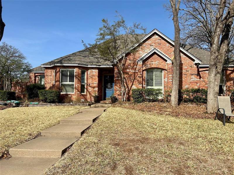 3207 Sand Springs Court, Arlington, TX 76017